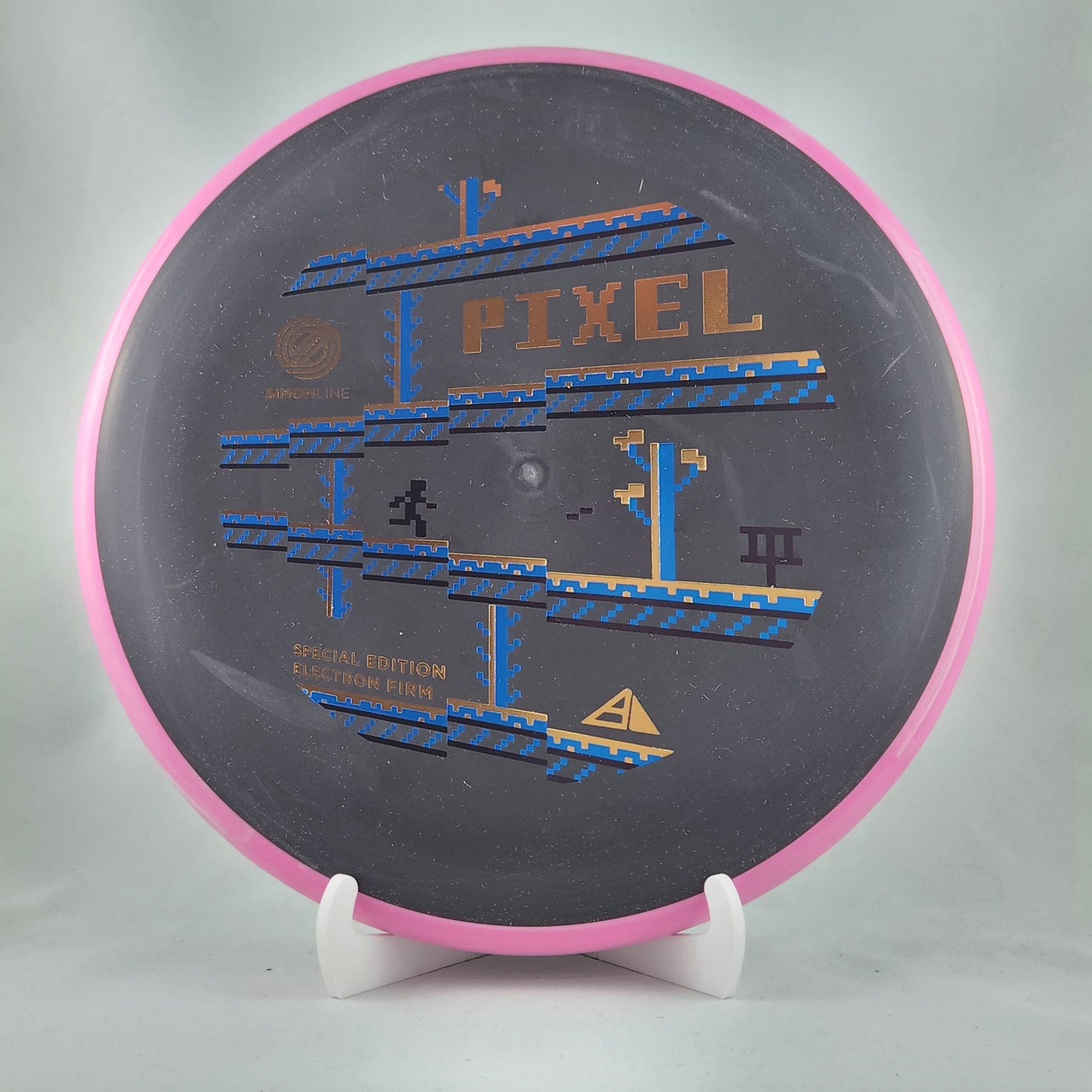 Axiom Pixel [2,4,0,0.5]